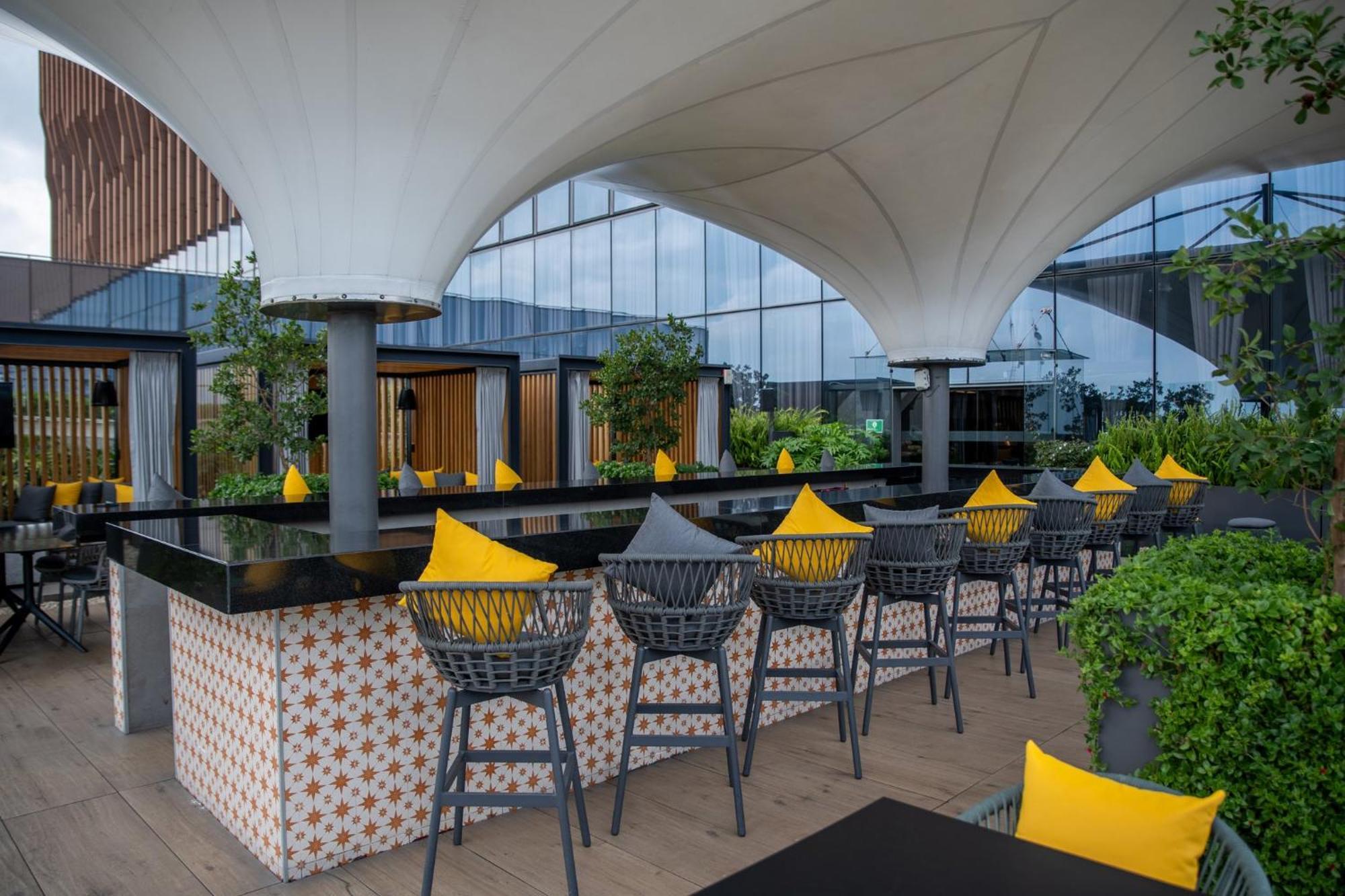 Fiesta Americana Viaducto Aeropuerto เม็กซิโกซิตี้ ภายนอก รูปภาพ The Bar