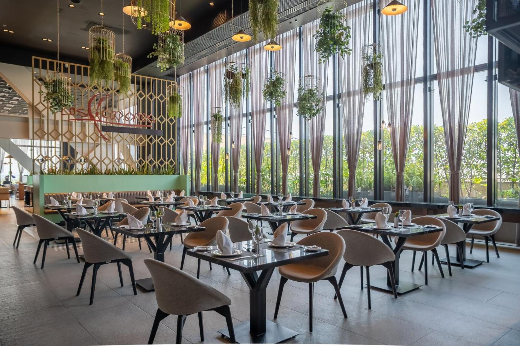 Fiesta Americana Viaducto Aeropuerto เม็กซิโกซิตี้ ภายนอก รูปภาพ Restaurant interior