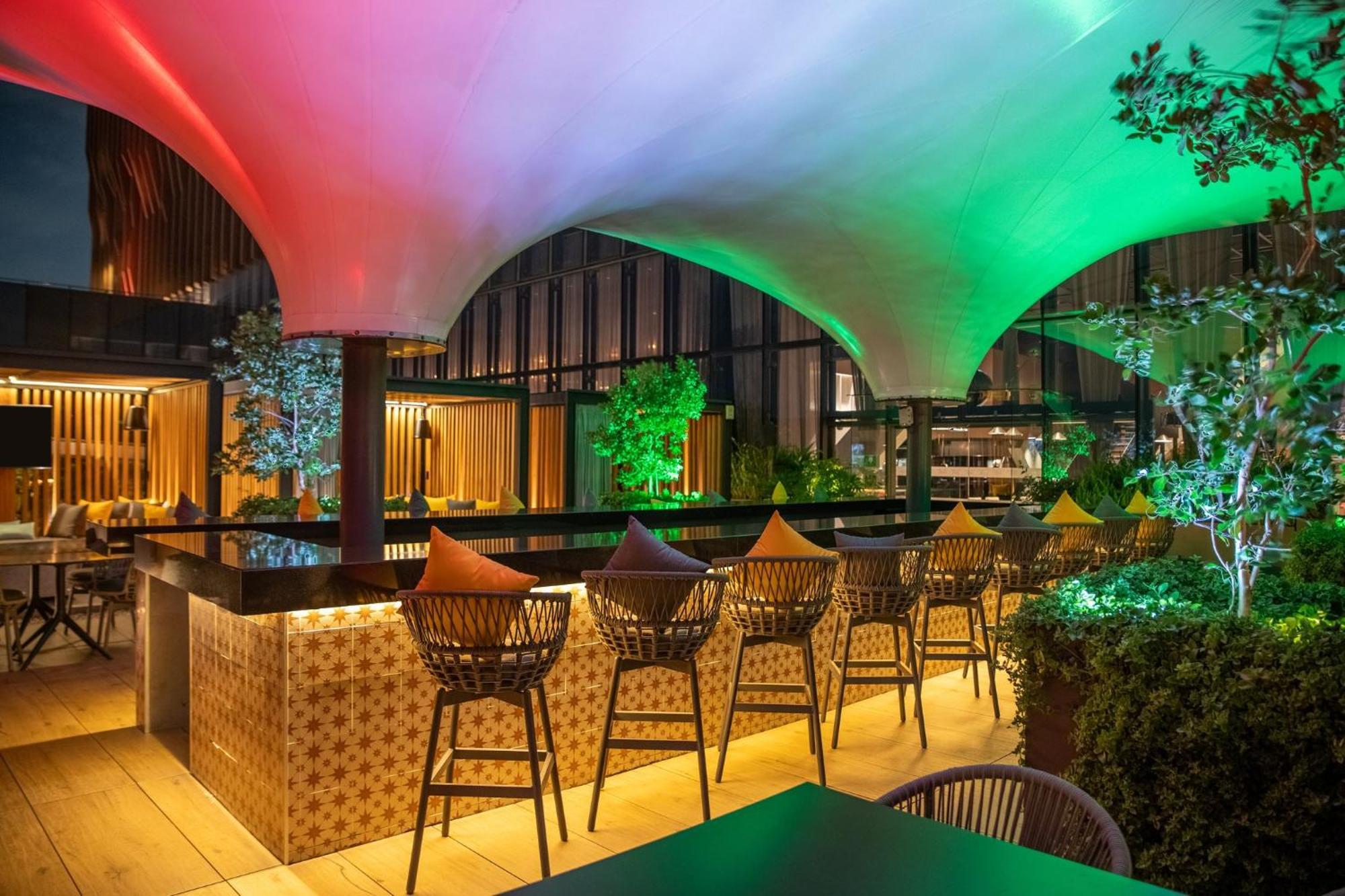 Fiesta Americana Viaducto Aeropuerto เม็กซิโกซิตี้ ภายนอก รูปภาพ The Bar